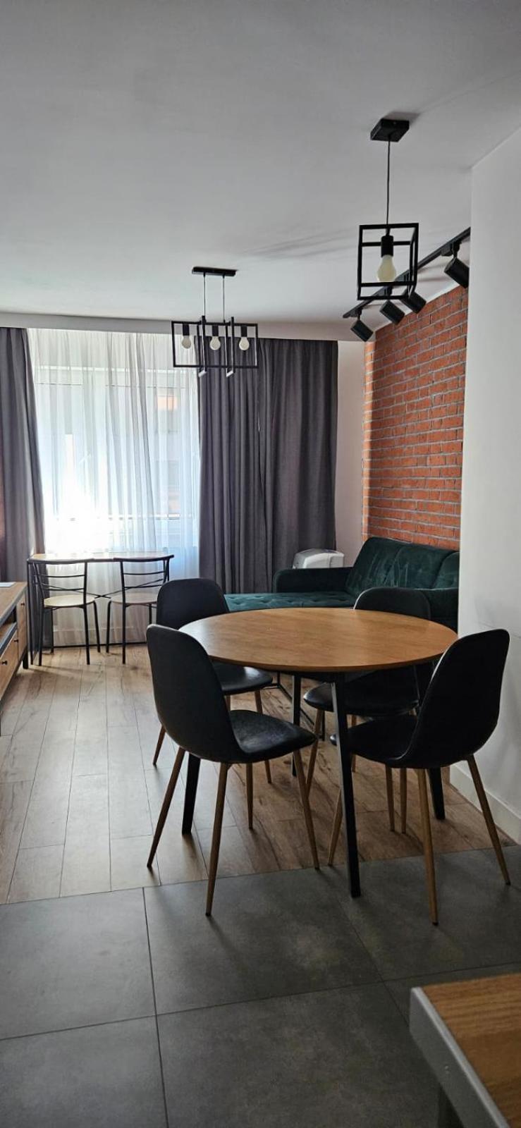 Mieszkanie W Nowoczesnym Halo Apartament W Centrum Вроцлав Экстерьер фото