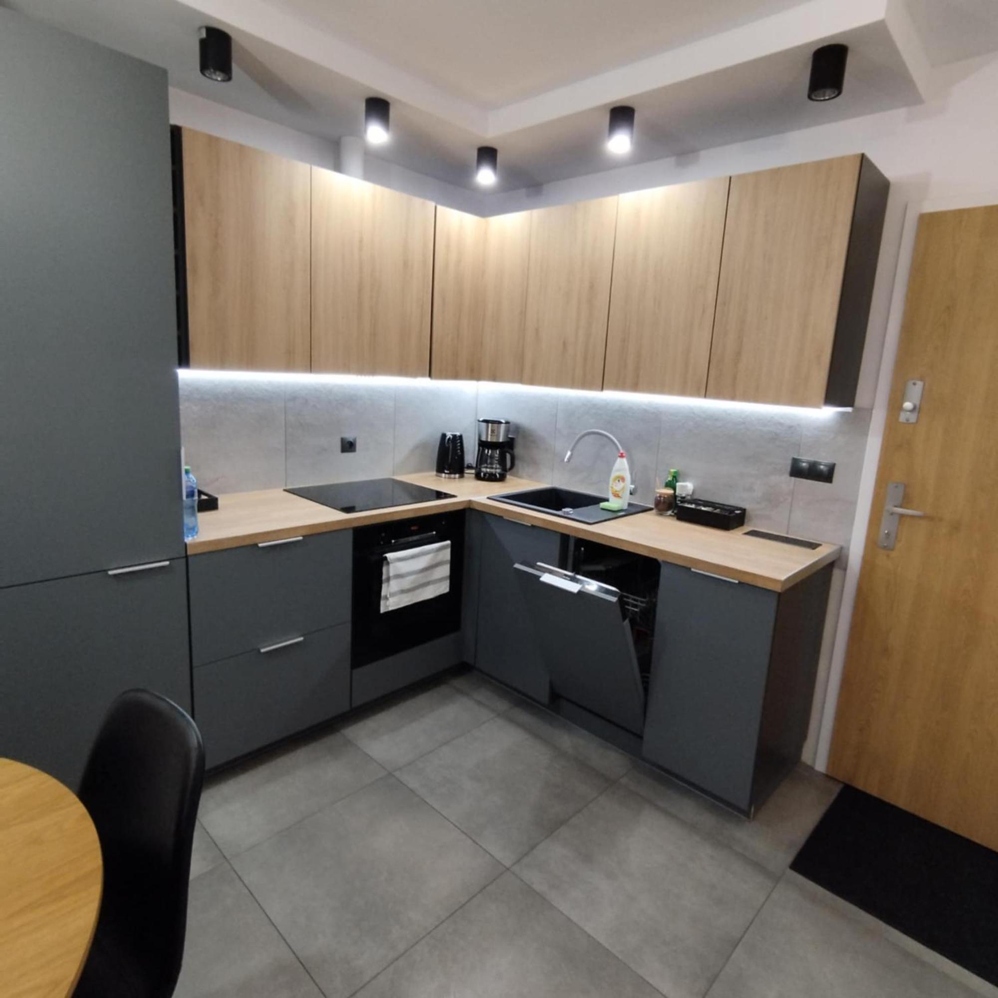 Mieszkanie W Nowoczesnym Halo Apartament W Centrum Вроцлав Экстерьер фото